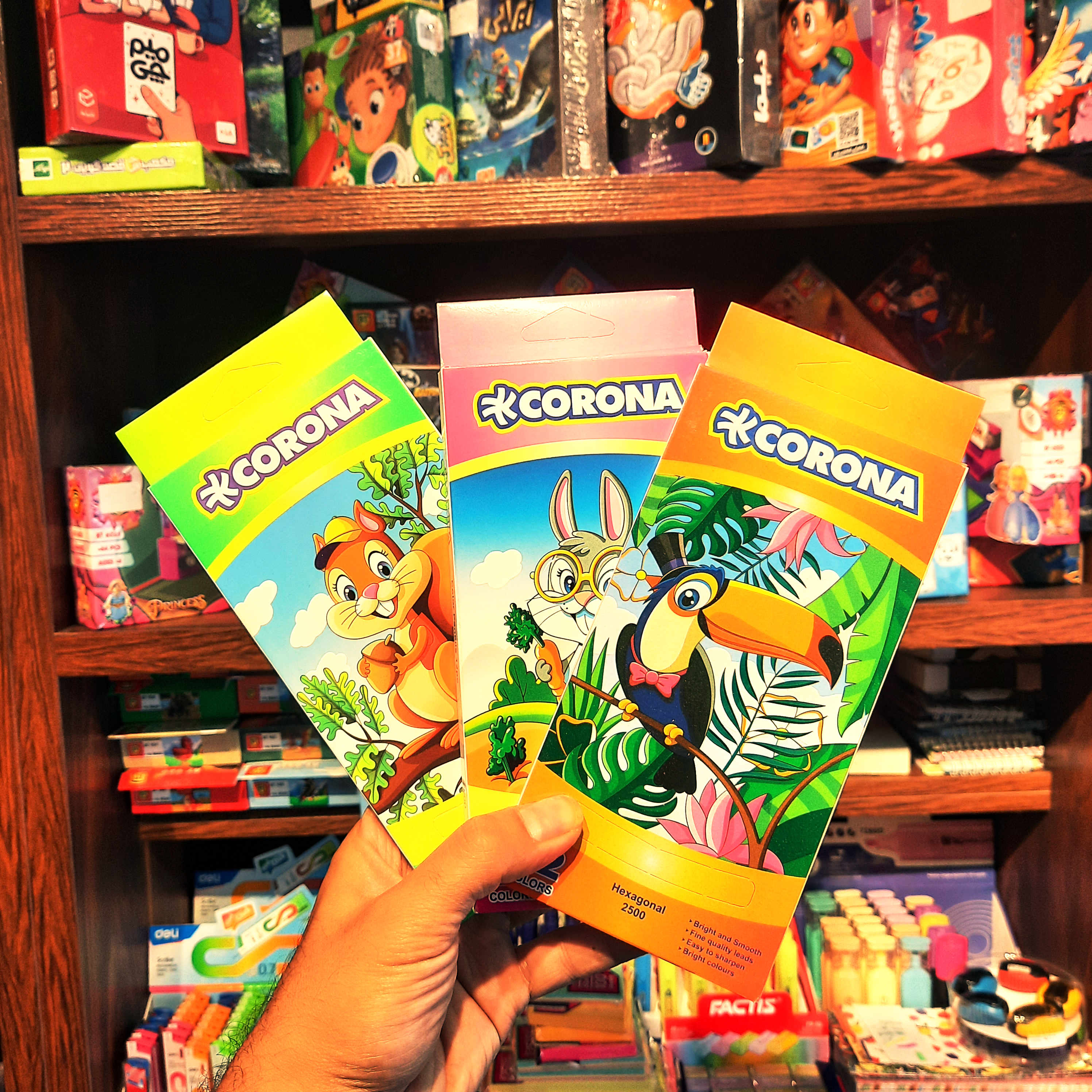 مداد رنگی ۱۲ رنگ کرونا (CORONA) با طرح سنجاب